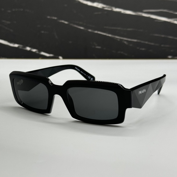 NEW SPR 27Z 16K08Z PRADA BLACK SQUARE PR27ZS 16K08Z UNISEX SUNGLASSES PR 27ZS - Picture 3 of 11